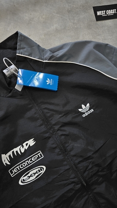 Campera ADS attitude en internet
