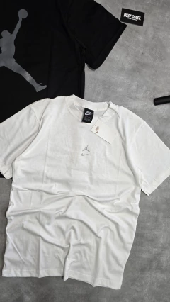Remera j0rdan LG gris - comprar online