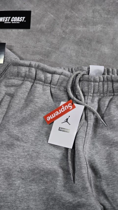 buzo j0rdan x supreme - calidad OG - WEST COAST