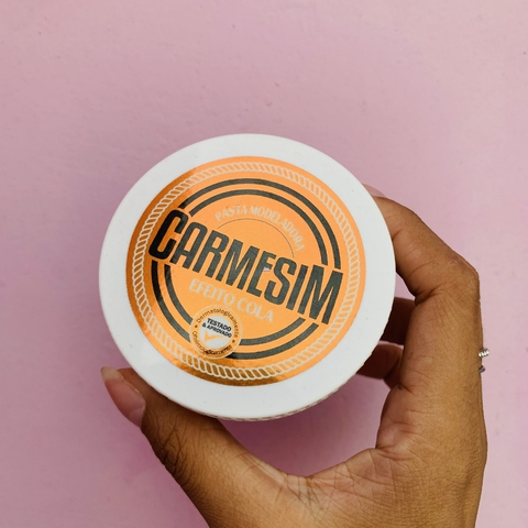 Pasta/gel modeladora/modelador para cabelo/trança (CARMESIM) efeito cola - 80G