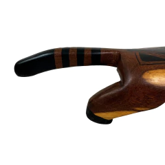 Imagem do Banco Indígena Quati - Mehinaku - 14 x 29 x 104 cm - 9 kg