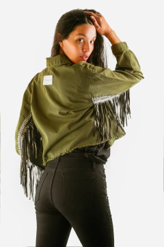 CAMPERA ELITE VERDE - comprar online