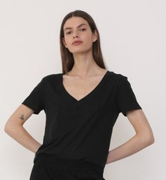 Remera V Azucena