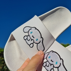 Cinnamoroll slippers en internet