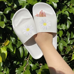 Daisy slippers