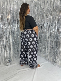 Calça Pantalona Evellin Farm na internet