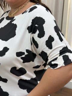 Blusa Cow Print Malha - loja online