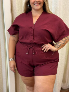 Macaquinho Larissa Liso - Cherry Moda Plus Size
