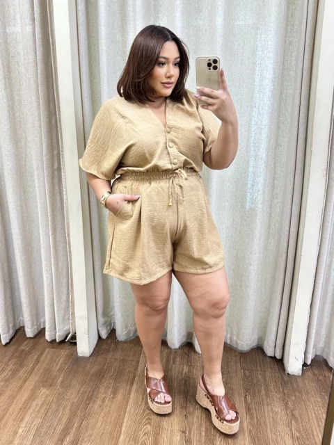 Macaquinho Larissa Liso - comprar online