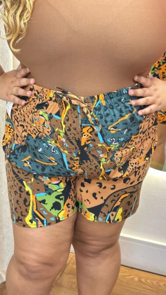 Short Cris Duna na internet