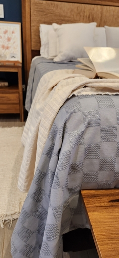 Manta/Cubre Cama Gambito de dama - GRIS
