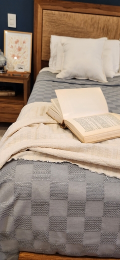 Manta/Cubre Cama Gambito de dama - GRIS - tienda online