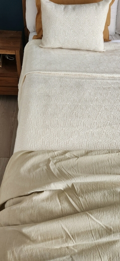 Cubrecama JACQUARD Marroquí Gael Garcia Bernal KING + 2 fundas de 50x30 de REGALO - comprar online