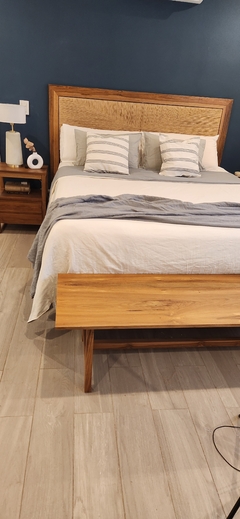 Imagen de Pie de Cama de Gasa color GRIS ELEFANTE de Algodón 260x120cm