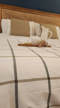 PIE DE CAMA ALTERIO BEIGE/ NEGRO - Ay Que Amor