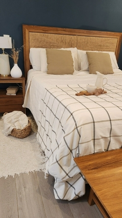 PIE DE CAMA ALTERIO BEIGE/ NEGRO