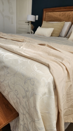 Cubrecama JACQUARD Mod. Botánico QUEEN + 2 fundas de 50x50 de REGALO - Ay Que Amor