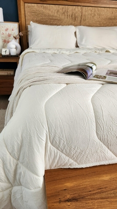 COBERTOR DE VERANO DE TUSOR 100% ALGODON QUEEN LINEA HOTEL - BLANCO - Ay Que Amor