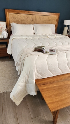 COBERTOR DE VERANO DE TUSOR 100% ALGODON QUEEN LINEA HOTEL - BLANCO