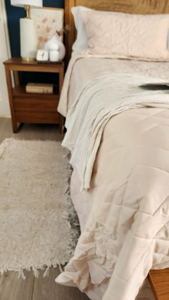 COBERTOR DE VERANO REVERSIBLE TWIN LINEA HOTEL - NATURAL + 1 FUNDAS DE REGALO 50X70 - comprar online