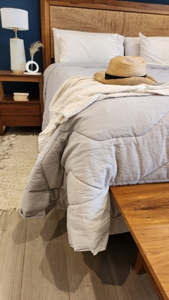 COBERTOR DE VERANO DE TUSOR 100% ALGODON TWIN LINEA HOTEL - GRIS