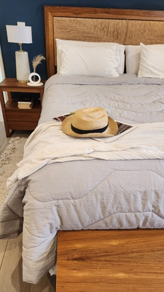 COBERTOR DE VERANO DE TUSOR 100% ALGODON TWIN LINEA HOTEL - GRIS - Ay Que Amor
