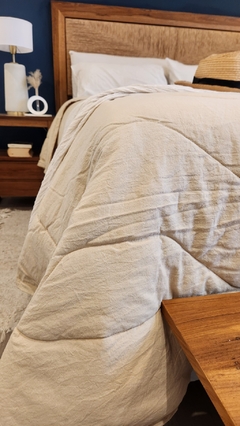 COBERTOR DE VERANO DE TUSOR REVERSIBLE 100% ALGODON KING LINEA HOTEL - NATURAL/BLANCO