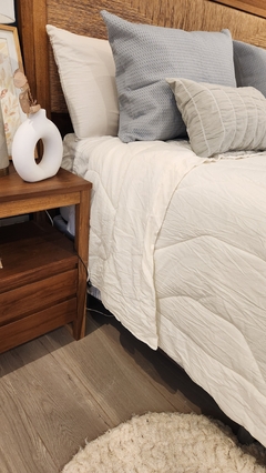 FUNDA ALMOHADÓN NIDO DE ABEJA GRIS CLARO - comprar online