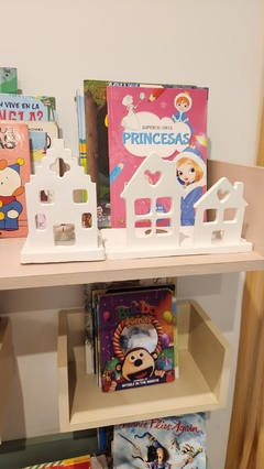 CASITA NORDICA CORAZON CHICA+ BASE - Ay Que Amor