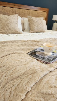 Manta MILENKA BEIGE - comprar online