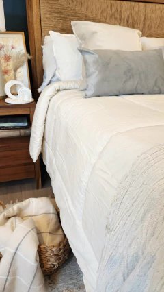 Imagen de ACOLCHADO QUEEN TUSOR 100% ALGODÓN DISEÑO HOTELERO - Natural -