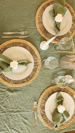 Imagen de PROMO Haceme la mesa! Mantel 2mx1.4 ( color a elección) + 4 servilletas + 4 servilleteros a elección