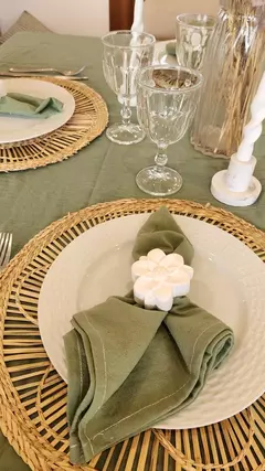 PROMO Haceme la mesa! Mantel 2mx1.4 ( color a elección) + 4 servilletas + 4 servilleteros a elección - comprar online
