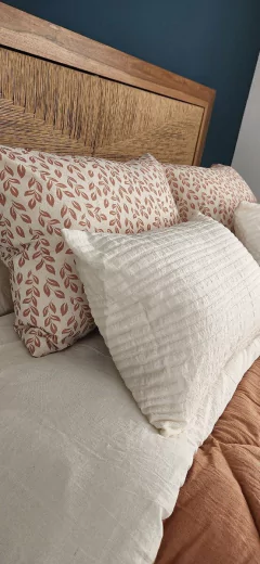 FUNDA DE ALMOHADÓN BETIANA BLUM - comprar online