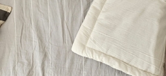 Pillow gris perla liso / Off white (150x65) - comprar online