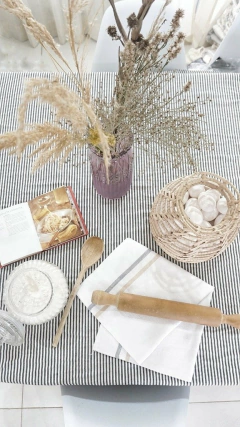 Mantel Tusor Premium Las Mil y Una "Lineas" en internet