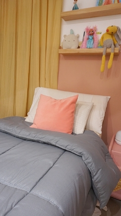 ACOLCHADO TWIN LINEA HOTEL MOD. ESPIGAS - REVERSIBLE GRIS PLOMO en internet