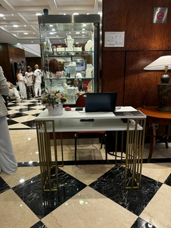 MESA ESTETICA MANICURIA HIERRO MELAMINA MEDIANA - comprar online