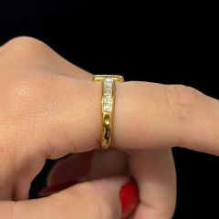 Anel Pedras Cravejado Aço Inox Dourado