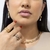 Choker Mia na internet