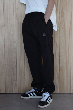 PANTALON PARACHUTE (S25CY003NE) - LABELS CONCEPT STORE