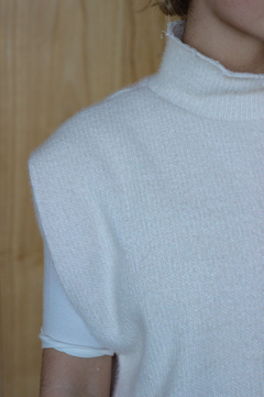POLERA MADELEINE (W25ML004CR) - tienda online