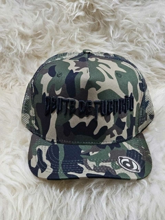 BONÉ DENTE DE TUBARÃO CAMUFLADO