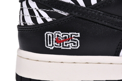 Nike Dunk Low SB 'Little Debbie’s Zebra Cakes' x Quartersnacks - tienda online