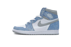 Air Jordan 1 Retro High OG 'Hyper Royal'