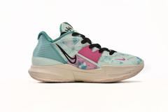 Kyrie Low 5 EP 'Community' - comprar online