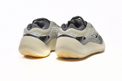 Adidas Yeezy 700 V3 'Fade Salt' en internet