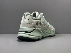 Adidas Yeezy Boost 700 'Salt' - comprar online
