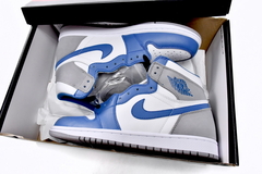 Air Jordan 1 Retro High OG 'True Blue' en internet