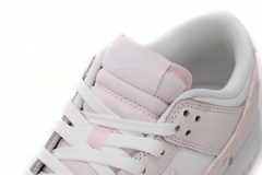 Nike Dunk Low 'Pink Paisley' en internet
